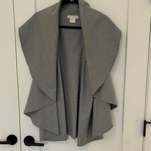 Chic Gray Sweater poncho